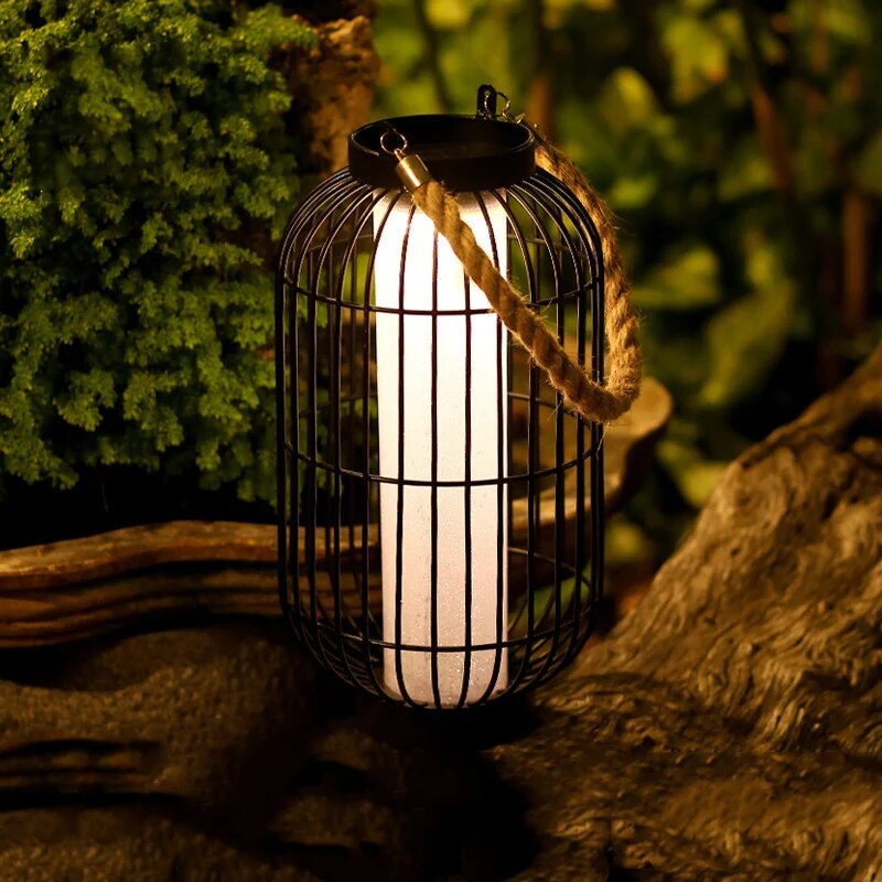 Emulanceglo – Modern PVC Solar Garden Lights 2