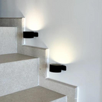 Illumination Élancée – Matte Black LED Table Lamp 3