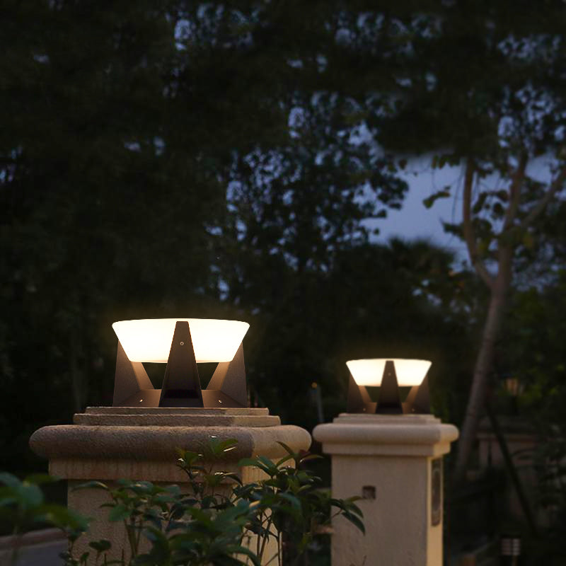 Solvara Outdoor Solar Wall Light