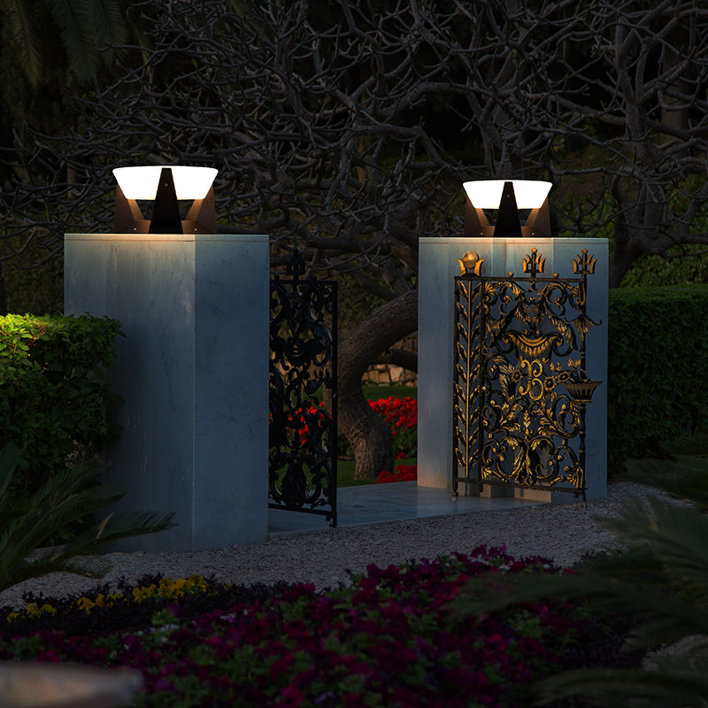 Solvara Outdoor Solar Wall Light