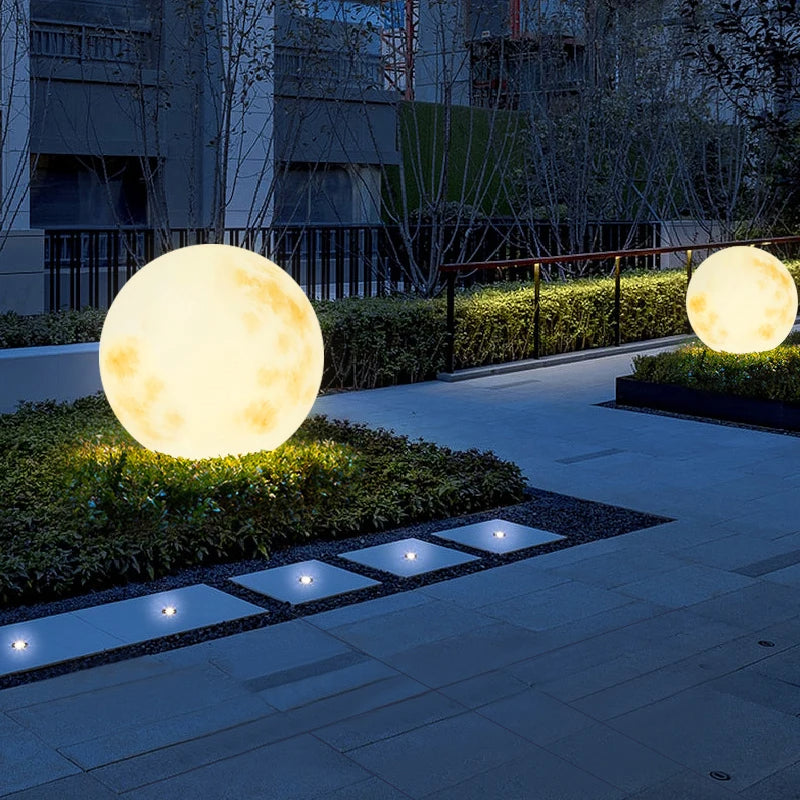 Lunar Glow – Weather-Resistant LED Garden Lamp in Moon Shape 2