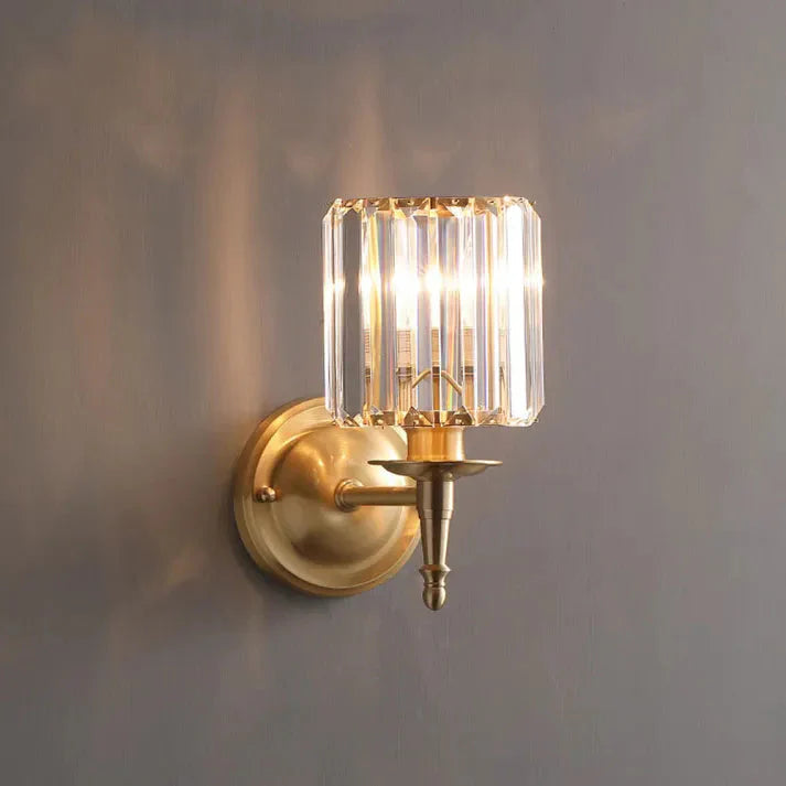Vintage Elegance – Brass & Crystal Wall Sconce Lighting 1